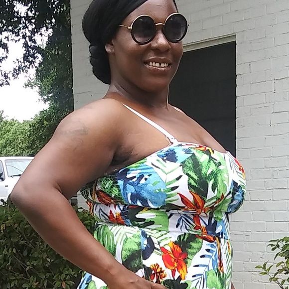 Meet your Posher, Diamond - Picture 1 of 1